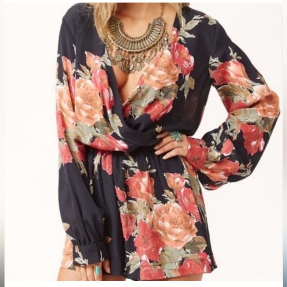 Blue Life Black Floral Plunging Romper Jumper Size XS